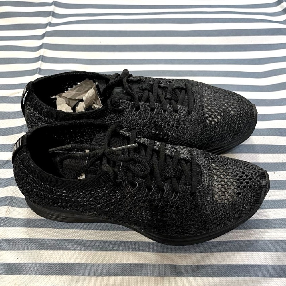 Nike Flyknit Racer
